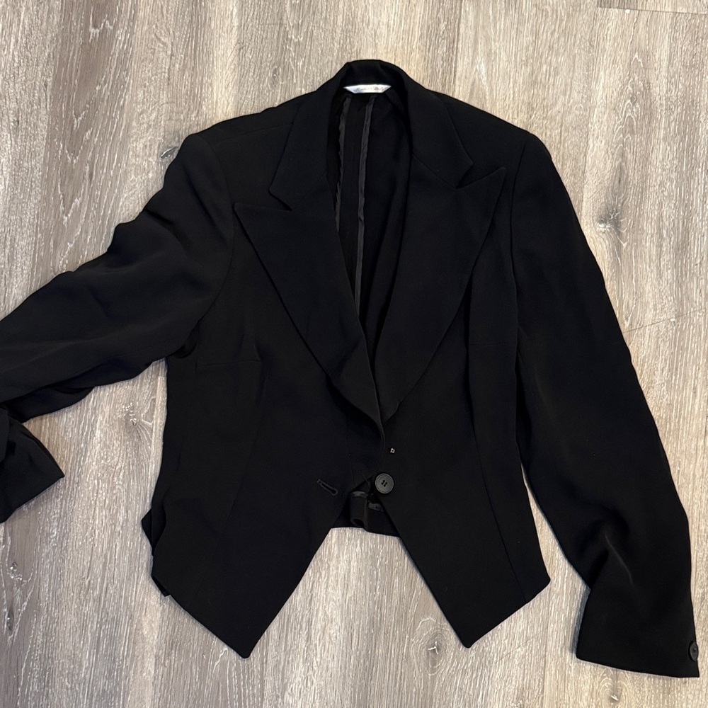 MaxMara Elegant Black Bolero Suit Jacket
